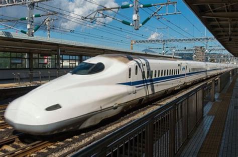 Penusukan Di Kereta Shinkansen Jepang Tewaskan Satu Orang Medcomid