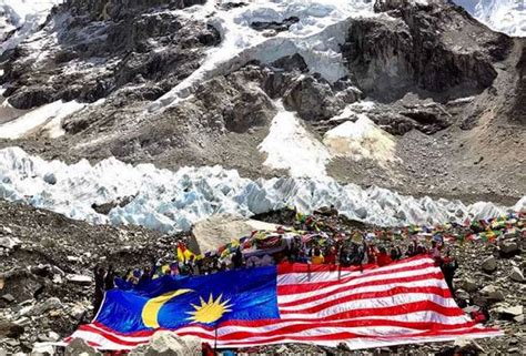 26 Pendaki Rentang Jalur Gemilang Gergasi Di Everest Base Camp Astro Awani