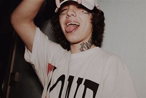 Lil Xan Signs To Columbia Records Fashionably Early