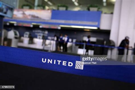 United Airlines Newark Airport Photos And Premium High Res Pictures