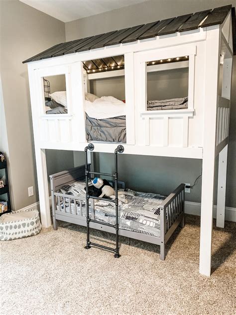 The castle themed bunk bed with slide build. Cabin loft bunk bed | Ana White | Loft bunk beds, Diy bunk bed, House bunk bed