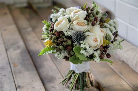 Seasons in australia are not as clearly defined as they are on other continents. Maple Florist - Wedding and event florist based in Sydney
