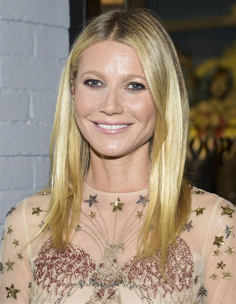 Gwyneth Paltrow In New York For Goop Mrkt Opening And Colplays