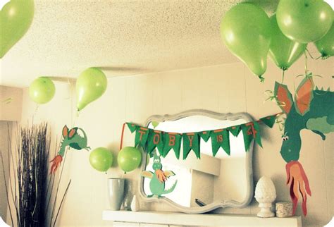 You just need to know where to look. My House of Giggles: A Dragon Birthday Party ! (part 1)