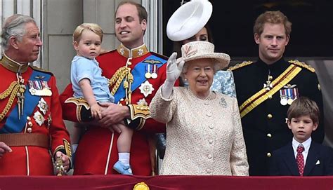Reina Isabel II del Reino Unido celebró así sus 89 años Fotos y video