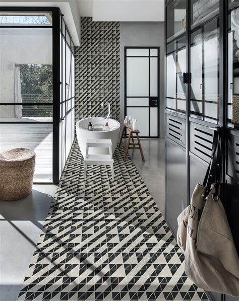 Check spelling or type a new query. 10 Modern Bathrooms That Use Geometric Tiles To Stand Out ...