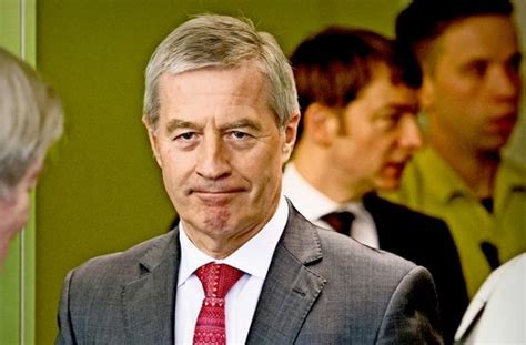 Sehen sie sich orte in der nähe auf der karte an. Deutsche Bank: Prozess gegen Fitschen zieht an ...