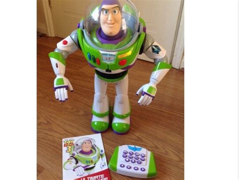 Ultimate Buzz Lightyear Programmable Robot Complete With Remote Control