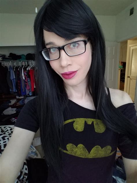 just a nerdy girl with glasses r crossdressing