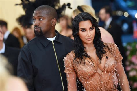 Kim Kardashian Reportedly Files For Divorce From Kanye West After