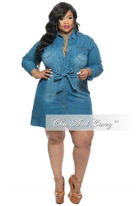 Pin By Kelanie Redmond On Sassy Curves Plus Size Fashionista Chic And Curvy Womens Maternity