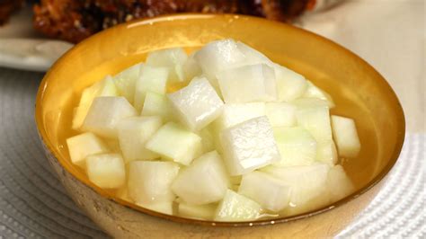 Try to prepare your daikon radish recipe with eat smarter! Pickled radish (Chicken-mu: 치킨무) recipe - Maangchi.com