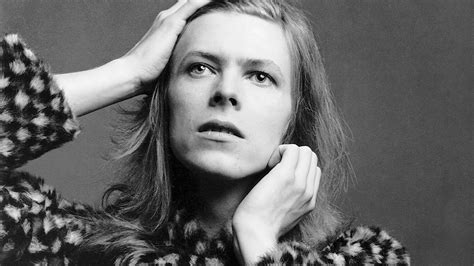 David Bowie’s ‘Divine Symmetry: The Journey to Hunky Dory’: Review