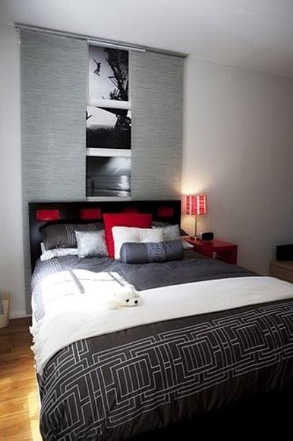 Red Accents In Bedrooms 34 Stylish Ideas Digsdigs