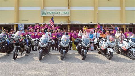 Sekolah tinggi klang bermula daripada sebuah atap kecil (14 januari 1928). SMK Tinggi Klang meriah | Harian Metro