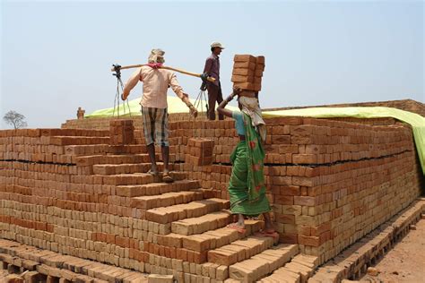 Bonded Labour A Modern Form Of Slavery Young Bhartiya