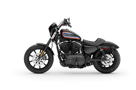 Black matte, high polish chrome, gray dusk and street chrome. 2020 Harley-Davidson Iron 1200 Guide • Total Motorcycle