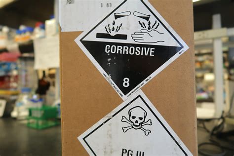 Hazmat Placarding Guide When And How To Label Cargo By Asc Inc