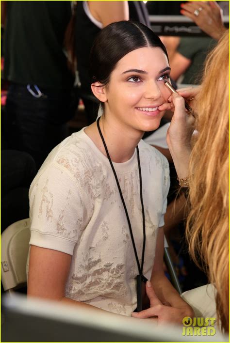 Kendall Jenner Poses For Nude Shoot Amid Nyfw Craziness Photo 3193146