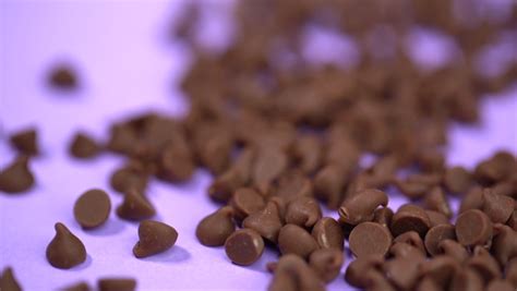 Chocolate Chips Falling In Slow Stok Videosu 100 Telifsiz 1060266527