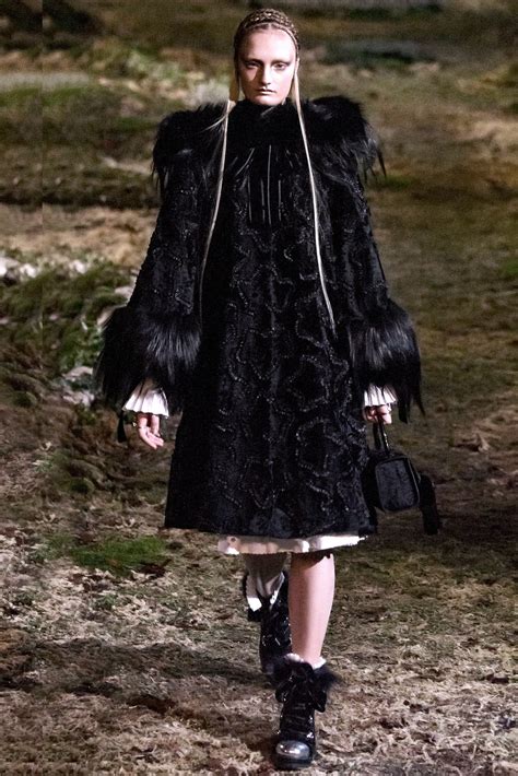 Alexander Mcqueen Fall 2014 Ready To Wear Collection Vogue