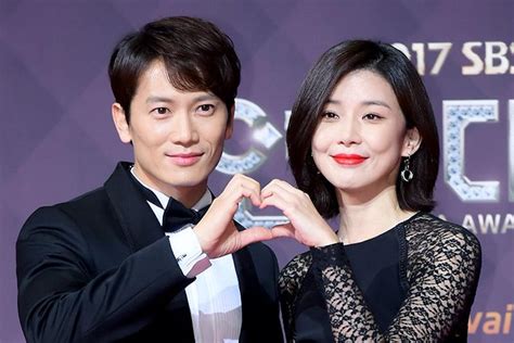 Ji Sung Shows Sweet Support For His Wife Lee Bo Young On Set Of “mine” Soompi