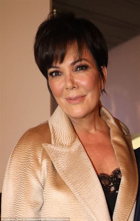 Kris Jenner Gives A Flash Of Her Eye Popping Cleavage