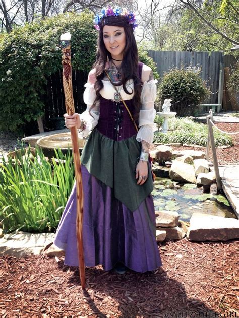 Renaissance Maiden By Glitzygeekgirl Renaissance Fair Outfit