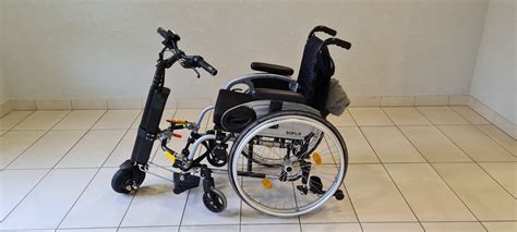 TFR Q6 guidon électrique pour fauteuil roulant — Stelfia