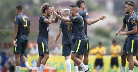 O trabalho é muito bem feito e que dá resultado em campo, disse evanilson após o primeiro treino na canarinha. Veja os destaques da seleção olímpica do Brasil em Tóquio ...