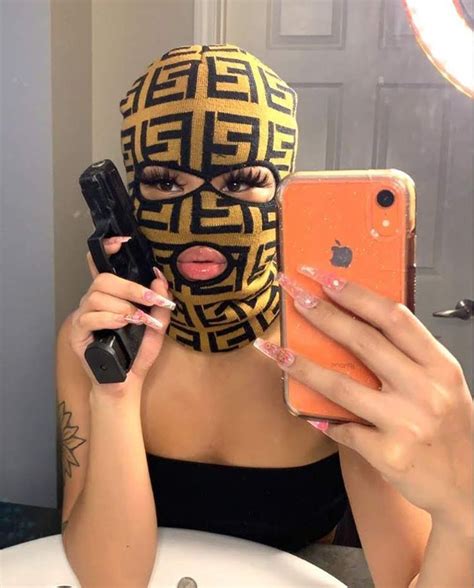 Chunky cable knit ski mask, great.gangsta girl. tadiorx 🦋 | Mask girl, Ski mask, Girl gang aesthetic