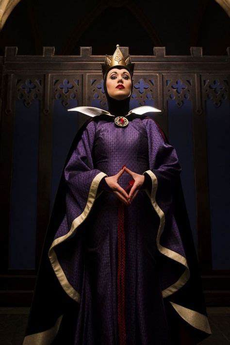 Pin By Sammie Russell On Snow White Disney Villain Costumes Snow