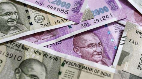 Many indian companies who earn their money in us dollars or nris need to keep a tab on world currency rates vs the indian rupee. Rupee crashes to six-month low against dollar; reasons ...