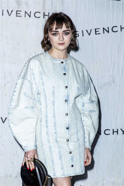 Maisie Williams Attends The Givenchy Fashion Show During 2019 Paris