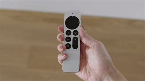 New Nd Gen Siri Remote Backward Compatible With Older Apple Tvs Available For Ipod