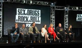 Elizabeth Gillies Fox Sex Drugs Rock Roll Panels At Tca Summer
