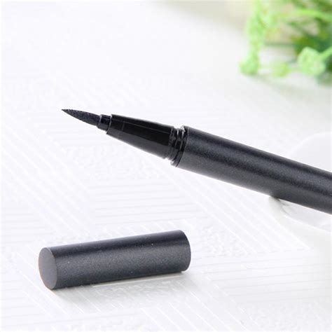 Buy Black Quick Drying Waterproof Non Dizzy Eyeliner At Affordable