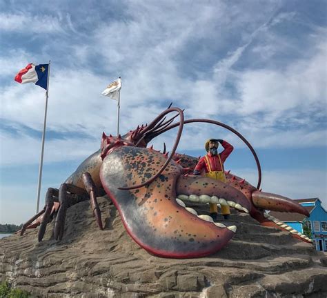 This Is The Worlds Largest Lobster Made Of Concrete And Reinforced
