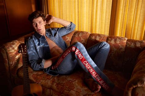 Lo Que El Estilo De Shawn Mendes Y Noah Centeno Dice Sobre La Gen Z