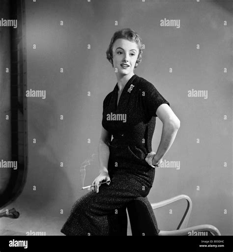 1950s Fashion Models Hi Res Stock Photography And Images Alamy