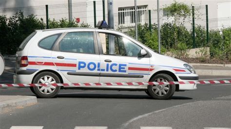 Start date jun 22, 2009. Voiture percutée par un TER à Echirolles : un appel à ...