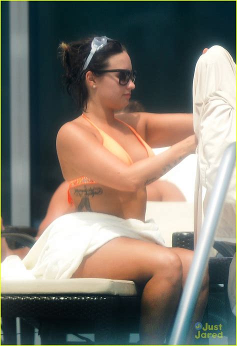 Demi Lovato Displays Her Fabulous Bikini Body In Miami Photo 718633 Photo Gallery Just