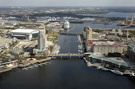 Tampa Marriott Water Street in Tampa, FL, United States - Marina