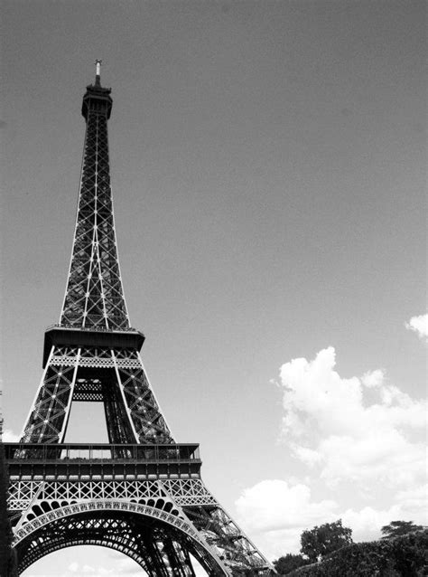Eiffel Tower Black And White Wallpapers Wallpaper Cave