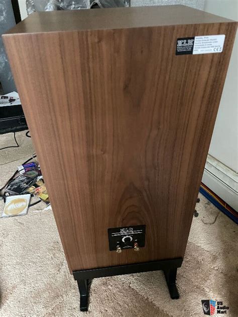 Klh Model 5 Five Speakers With Stands Photo 3923446 Uk Audio Mart