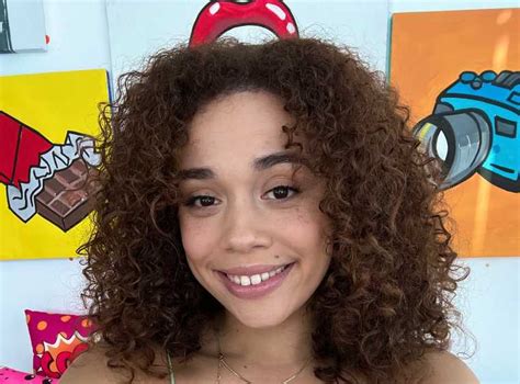 Willow Ryder Facial Pics Bio Age Height Wiki Net Worth