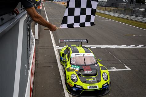 Manthey Racing Begleitet Ssr Performance Auf Dem Weg Zum 24h Rennen Auf