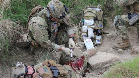 Stopping The Blood Ex Army Medic Still Helping Treat Battle Wounds