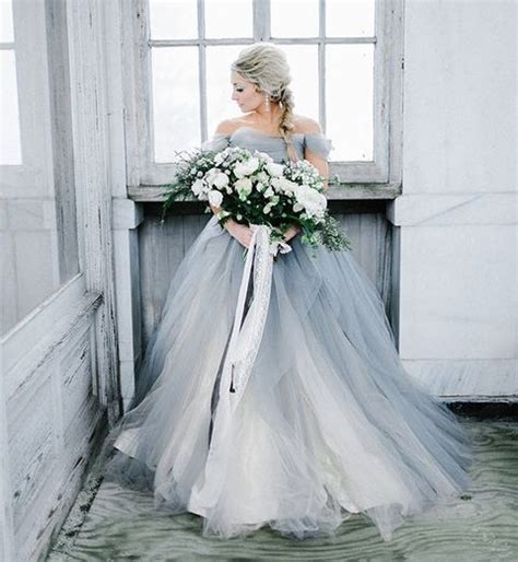 24 Striking Grey Wedding Dresses And Separates Weddingomania