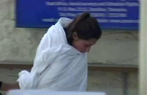 British Woman 22 Who Had Acid Thrown Over Her In Zanzibar Says 50
